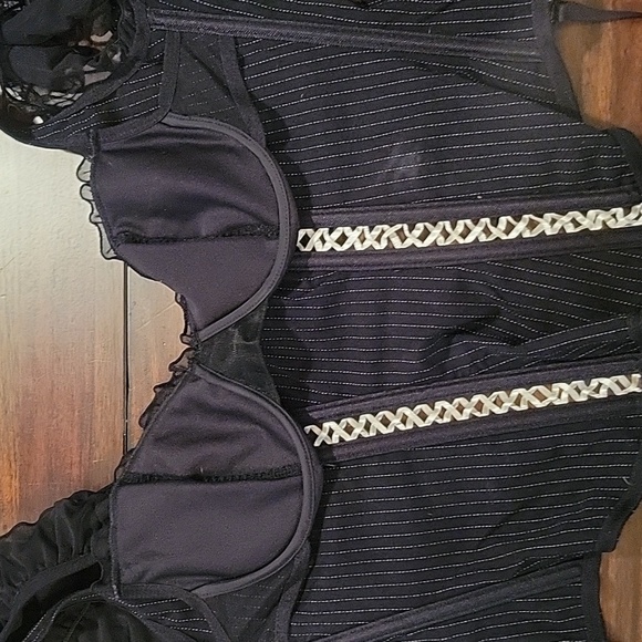 UNIIQUE 5 PIECE SEXY GANGSTER COSTUME!!!!  WOW!!! SIZE SMALL - Picture 5 of 13